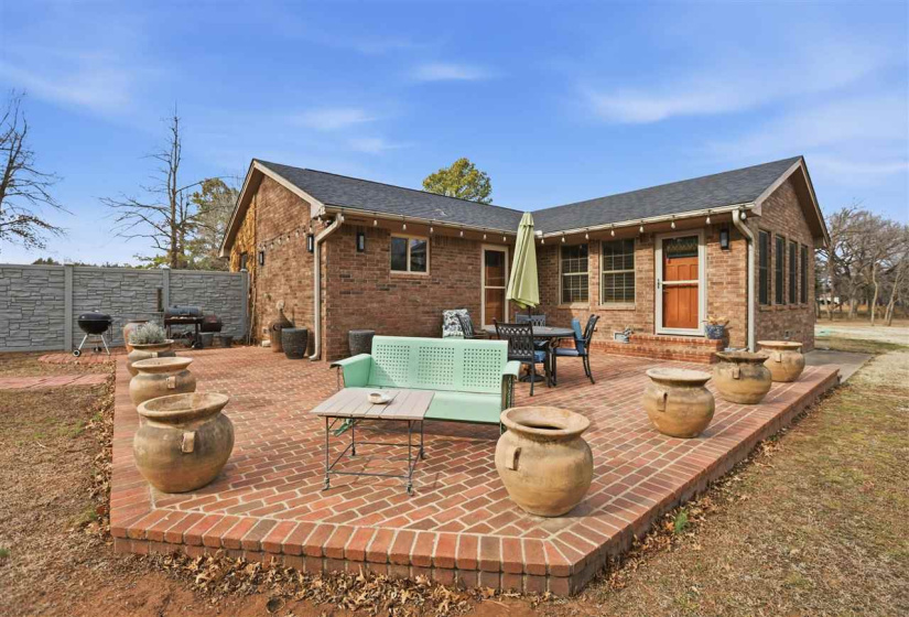 3 Bedrooms Bedrooms, 0 ,2 BathroomsBathrooms,Residential,Single Family,Stoney Crk,1,133734