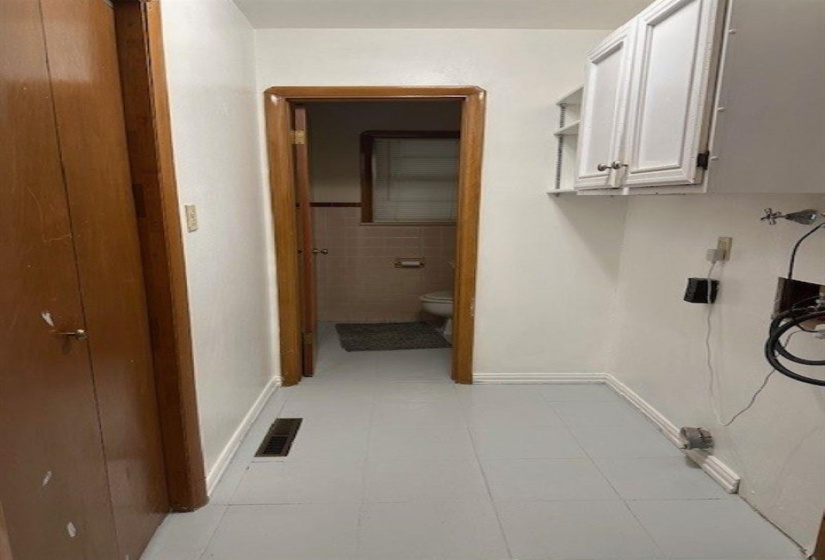 3 Bedrooms Bedrooms, 0 ,2 BathroomsBathrooms,Residential,Single Family,9th,1,133736