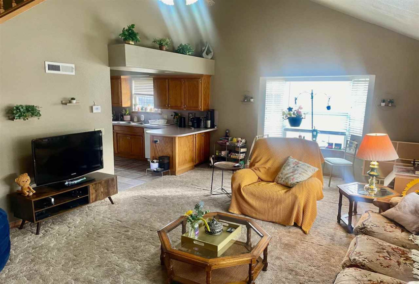 3 Bedrooms Bedrooms, 0 ,2 BathroomsBathrooms,Residential,Single Family,Wedgewood,1.5,133737