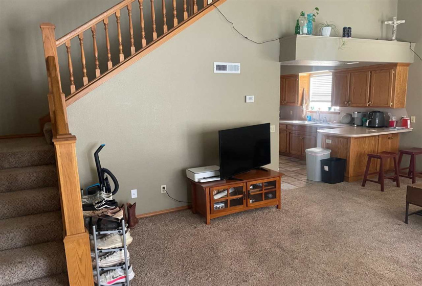 3 Bedrooms Bedrooms, 0 ,2 BathroomsBathrooms,Residential,Single Family,Wedgewood,1.5,133738