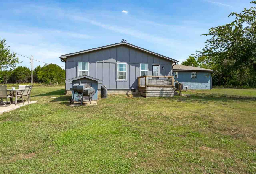 4 Bedrooms Bedrooms, 0 ,2 BathroomsBathrooms,Residential,Single Family,Lakeview,1,133741