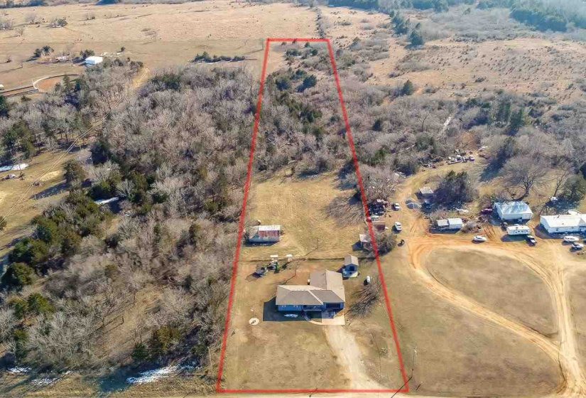 4 Bedrooms Bedrooms, 0 ,2 BathroomsBathrooms,Residential,Single Family,Lakeview,1,133741