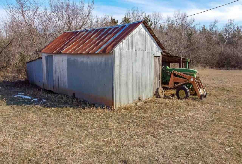 4 Bedrooms Bedrooms, 0 ,2 BathroomsBathrooms,Residential,Single Family,Lakeview,1,133741