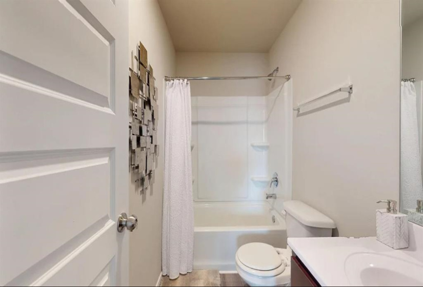 3 Bedrooms Bedrooms, 0 ,2 BathroomsBathrooms,Residential,Single Family,30th,1,133742