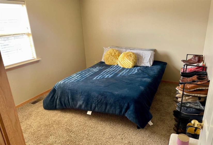 3 Bedrooms Bedrooms, 0 ,2 BathroomsBathrooms,Residential,Single Family,Wedgewood,1.5,133743