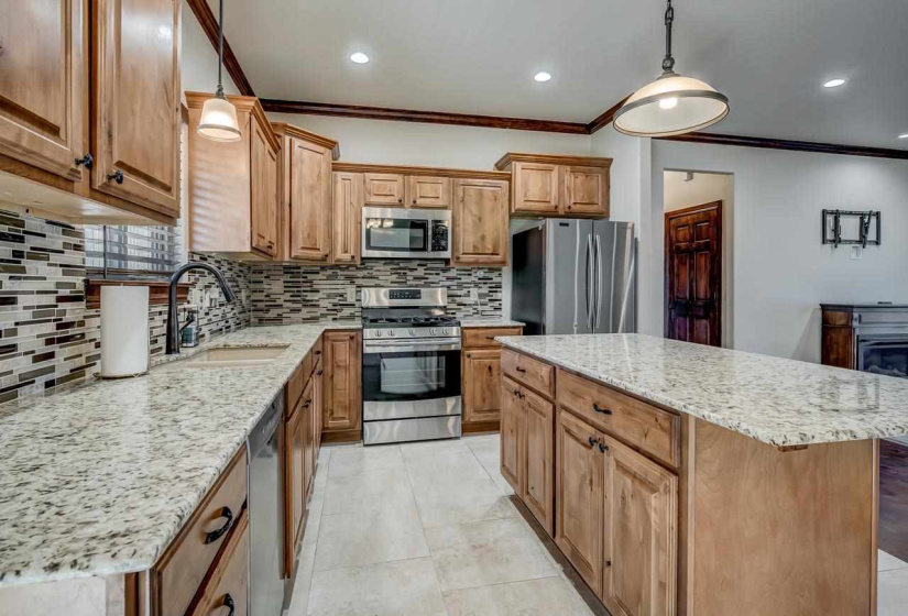 3 Bedrooms Bedrooms, 0 ,2 BathroomsBathrooms,Residential,Single Family,Barrett,1,133744