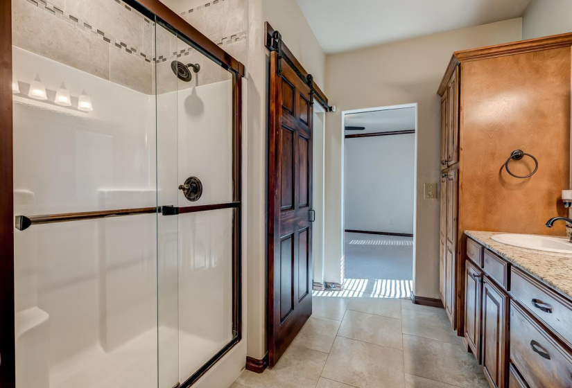 3 Bedrooms Bedrooms, 0 ,2 BathroomsBathrooms,Residential,Single Family,Barrett,1,133744