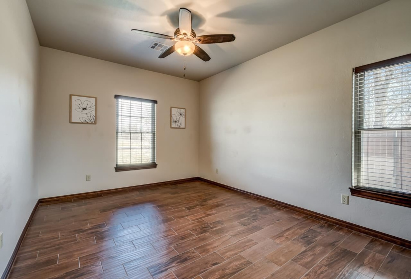 3 Bedrooms Bedrooms, 0 ,2 BathroomsBathrooms,Residential,Single Family,Barrett,1,133744