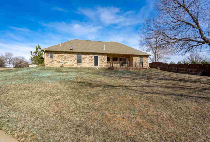 3 Bedrooms Bedrooms, 0 ,2 BathroomsBathrooms,Residential,Single Family,Barrett,1,133744