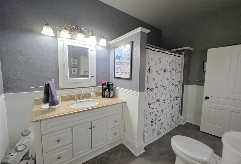 2 Bedrooms Bedrooms, 0 ,1 BathroomBathrooms,Residential,Single Family,Ivanhoe,1,133746