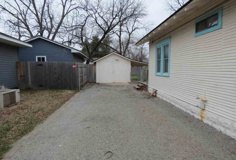 3 Bedrooms Bedrooms, 0 ,2 BathroomsBathrooms,Residential,Single Family,Jefferson,1,133747