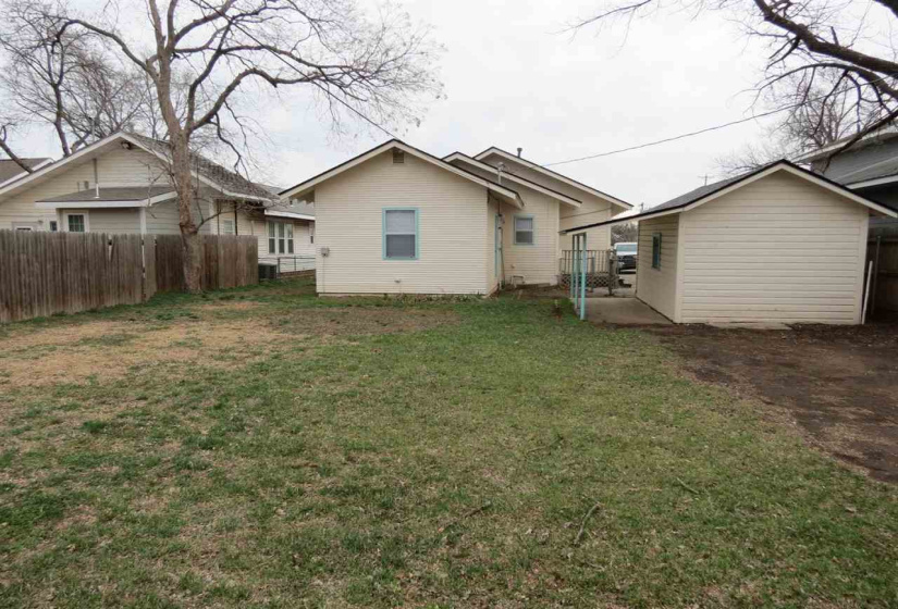 3 Bedrooms Bedrooms, 0 ,2 BathroomsBathrooms,Residential,Single Family,Jefferson,1,133747