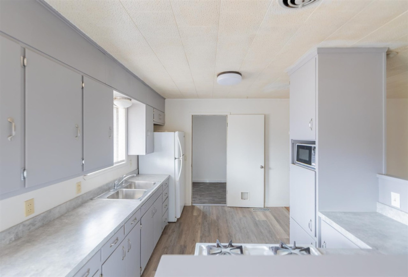 4 Bedrooms Bedrooms, 0 ,2 BathroomsBathrooms,Residential,Single Family,Marshall,1,133748