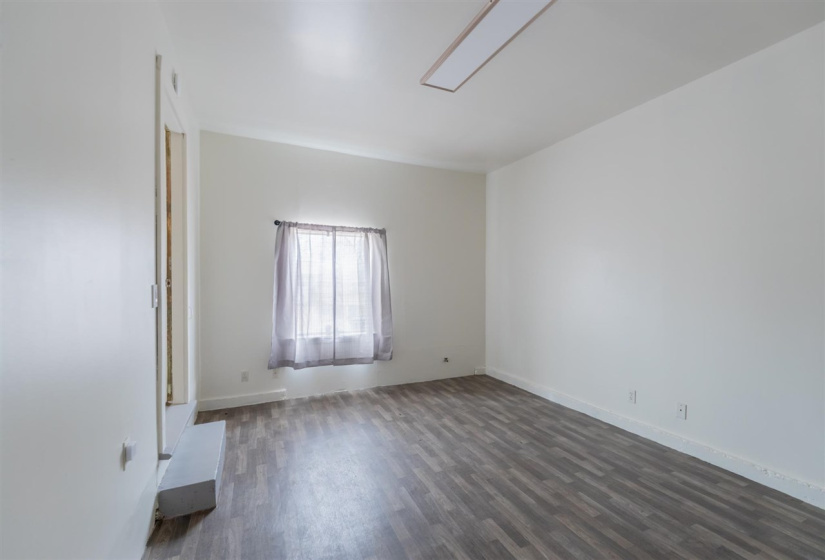 4 Bedrooms Bedrooms, 0 ,2 BathroomsBathrooms,Residential,Single Family,Marshall,1,133748