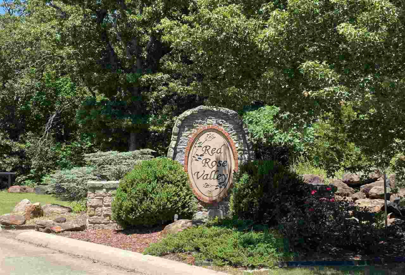 0 , 0 ,0,Lots/land,Platted,Red Rose,0,133751