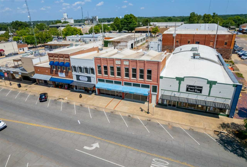 0 ,3 BathroomsBathrooms,Commercial/industrial,Commercial,Main,2,133759