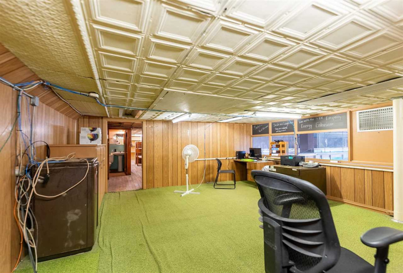 0 ,3 BathroomsBathrooms,Commercial/industrial,Commercial,Main,2,133759