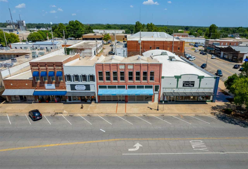 0 ,3 BathroomsBathrooms,Commercial/industrial,Commercial,Main,2,133759