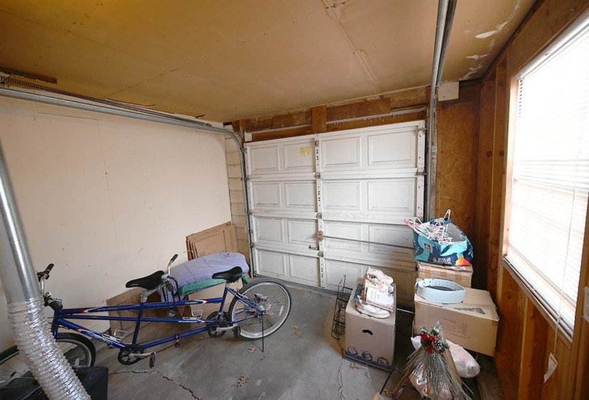 3 Bedrooms Bedrooms, 0 ,2 BathroomsBathrooms,Residential,Single Family,Admiral,1,133754