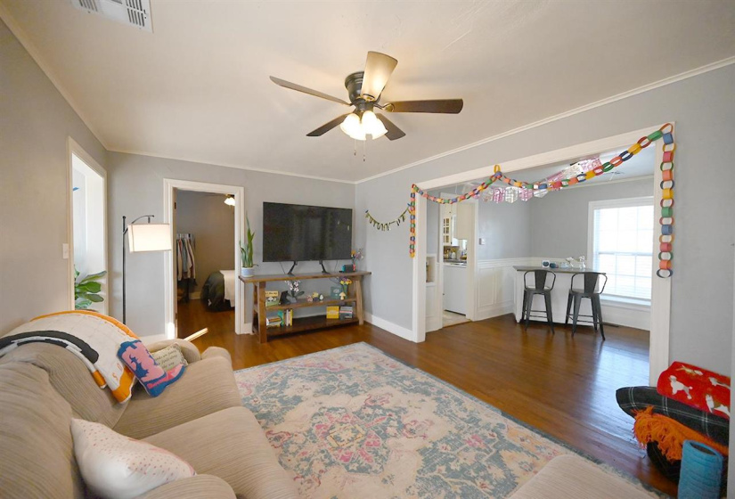 3 Bedrooms Bedrooms, 0 ,2 BathroomsBathrooms,Residential,Single Family,Admiral,1,133754