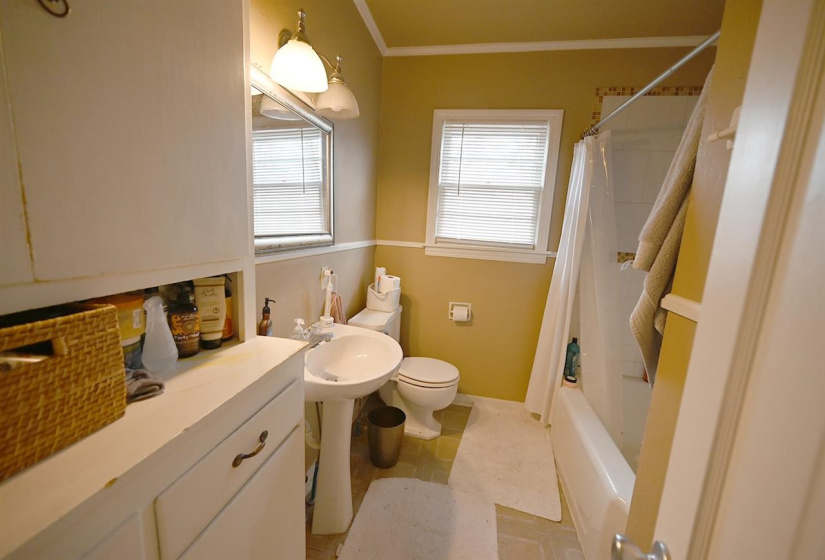 3 Bedrooms Bedrooms, 0 ,2 BathroomsBathrooms,Residential,Single Family,Orchard,1,133755