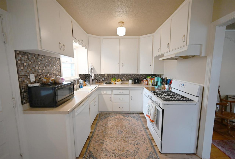 3 Bedrooms Bedrooms, 0 ,2 BathroomsBathrooms,Residential,Single Family,Orchard,1,133755