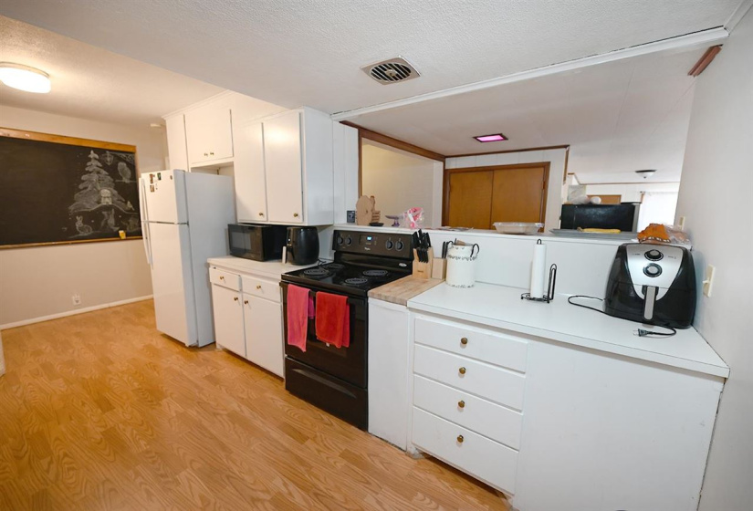 4 Bedrooms Bedrooms, 0 ,2 BathroomsBathrooms,Residential,Single Family,McFarland,1,133757