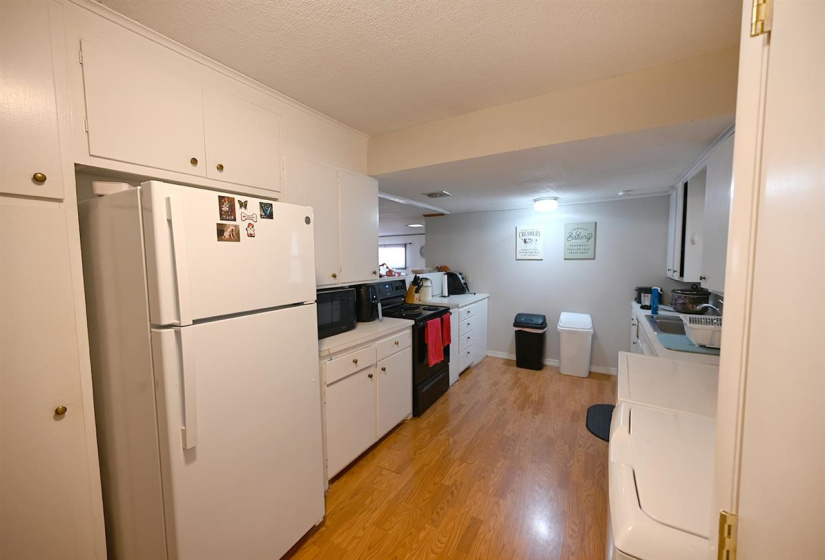 4 Bedrooms Bedrooms, 0 ,2 BathroomsBathrooms,Residential,Single Family,McFarland,1,133757