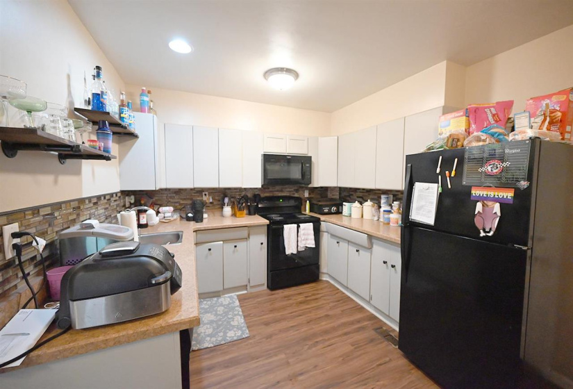 4 Bedrooms Bedrooms, 0 ,2 BathroomsBathrooms,Residential,Single Family,McDonald,1,133760