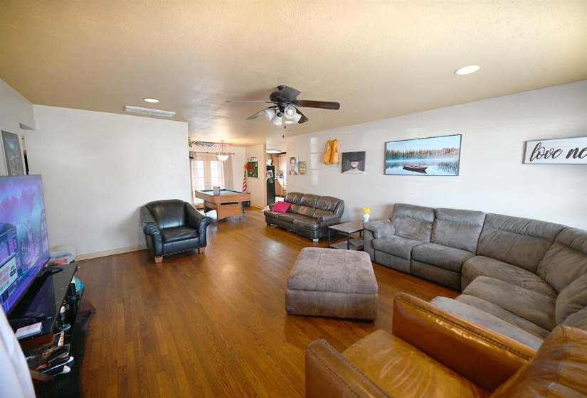 3 Bedrooms Bedrooms, 0 ,2 BathroomsBathrooms,Residential,Single Family,McDonald,1,133761