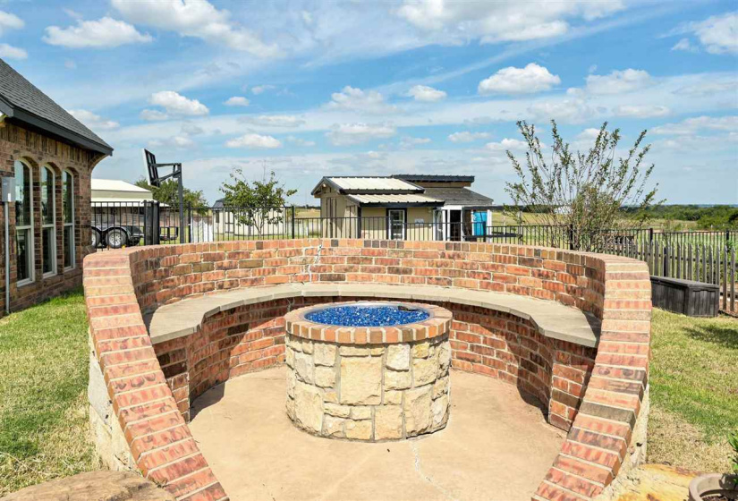 6 Bedrooms Bedrooms, 0 ,5 BathroomsBathrooms,Residential,Single Family,Aspen,2,133762