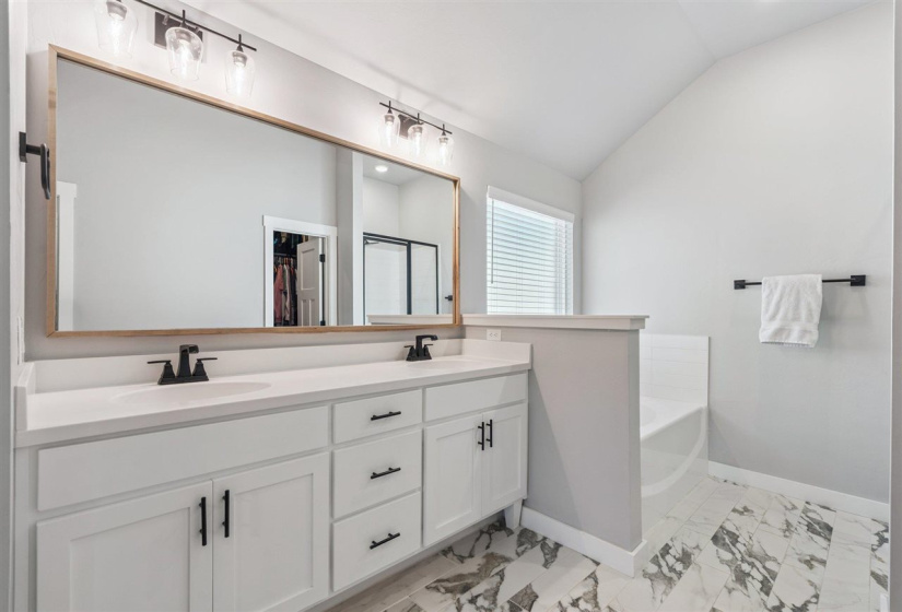 3 Bedrooms Bedrooms, 0 ,2 BathroomsBathrooms,Residential,Single Family,Pintail,1,133765