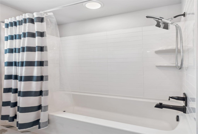 3 Bedrooms Bedrooms, 0 ,2 BathroomsBathrooms,Residential,Single Family,Pintail,1,133765