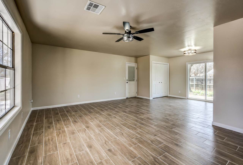 3 Bedrooms Bedrooms, 0 ,2 BathroomsBathrooms,Residential,Single Family,Crestwood,1,133766