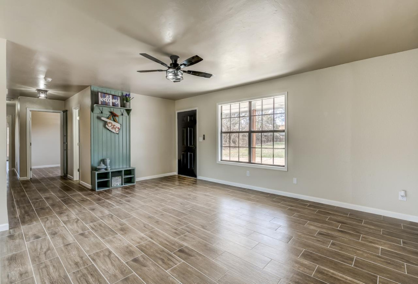 3 Bedrooms Bedrooms, 0 ,2 BathroomsBathrooms,Residential,Single Family,Crestwood,1,133766