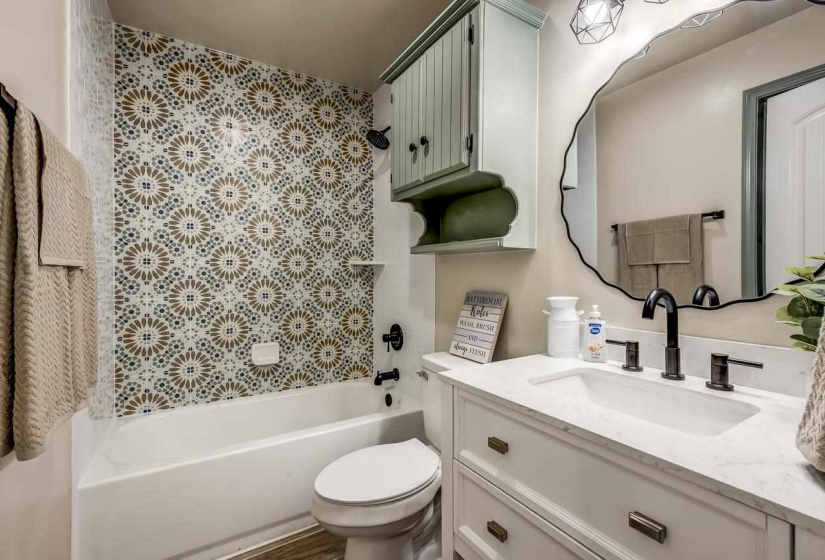 3 Bedrooms Bedrooms, 0 ,2 BathroomsBathrooms,Residential,Single Family,Crestwood,1,133766