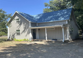 3 Bedrooms Bedrooms, 0 ,2 BathroomsBathrooms,Residential,Single Family,French,1.5,133767