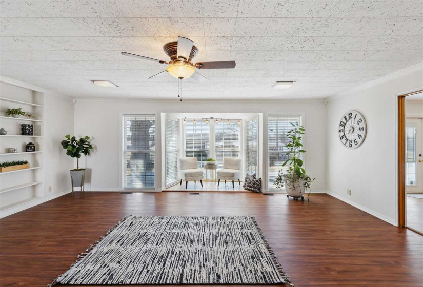 3 Bedrooms Bedrooms, 0 ,2 BathroomsBathrooms,Residential,Single Family,8th,1,133701