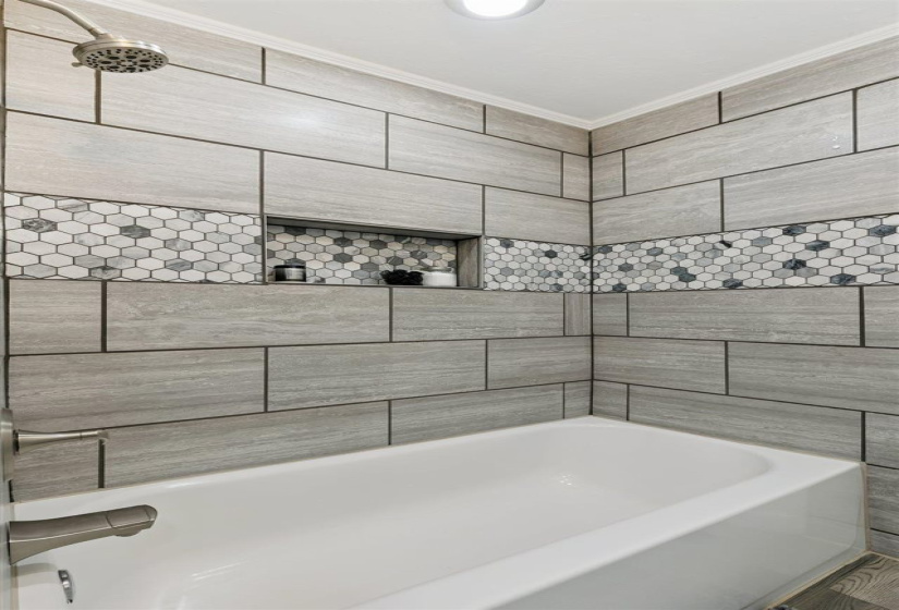 3 Bedrooms Bedrooms, 0 ,2 BathroomsBathrooms,Residential,Single Family,8th,1,133701