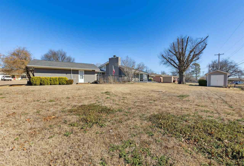 3 Bedrooms Bedrooms, 0 ,2 BathroomsBathrooms,Residential,Single Family,8th,1,133701