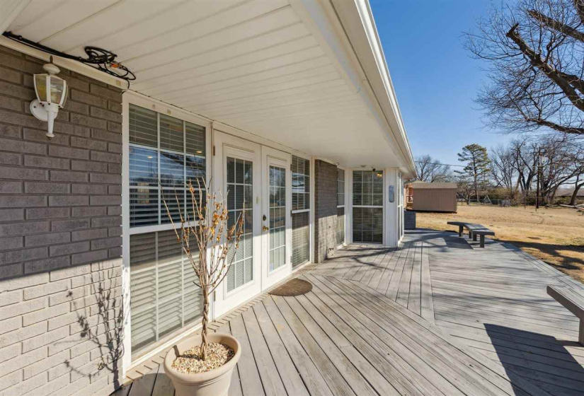 3 Bedrooms Bedrooms, 0 ,2 BathroomsBathrooms,Residential,Single Family,8th,1,133701