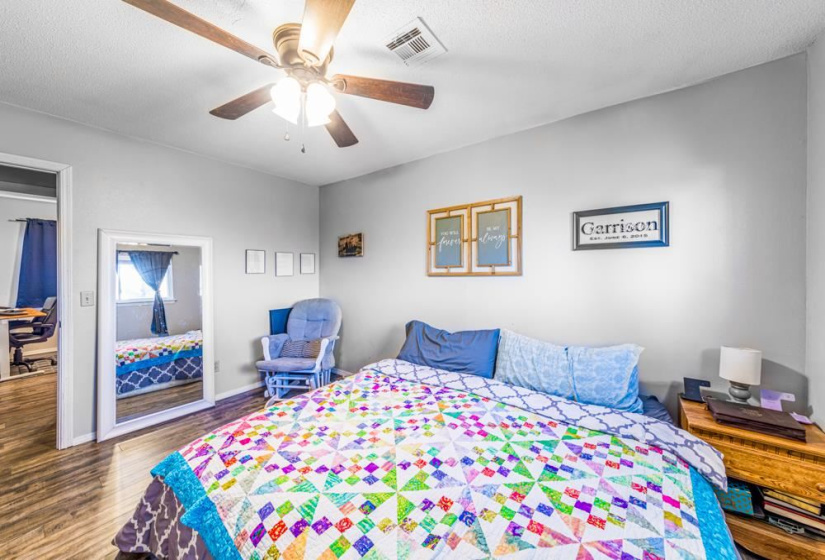 3 Bedrooms Bedrooms, 0 ,1 BathroomBathrooms,Residential,Single Family,Mill,1,133768