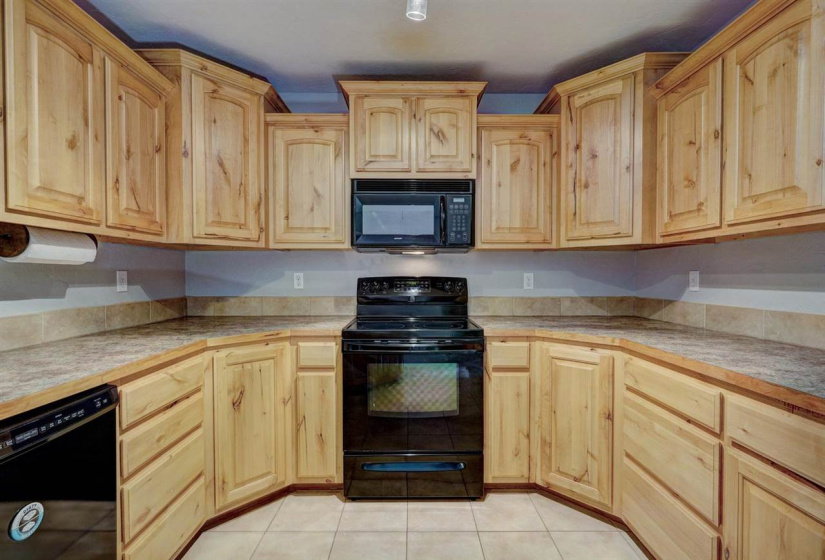 3 Bedrooms Bedrooms, 0 ,2 BathroomsBathrooms,Residential,Single Family,Timbercrest Dr,1,133770