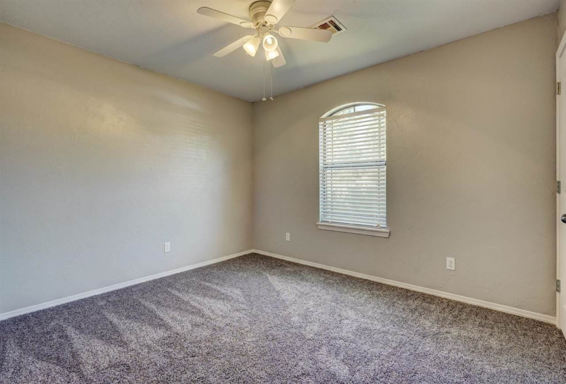 3 Bedrooms Bedrooms, 0 ,2 BathroomsBathrooms,Residential,Single Family,Timbercrest Dr,1,133770