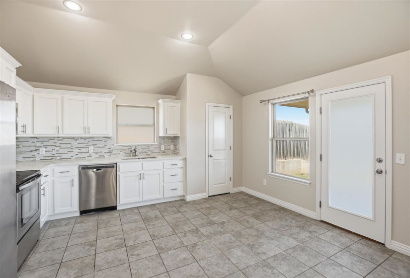 3 Bedrooms Bedrooms, 0 ,2 BathroomsBathrooms,Residential,Single Family,Prescot,1,133773