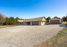 3 Bedrooms Bedrooms, 0 ,2 BathroomsBathrooms,Residential,Single Family,89th,1,133774