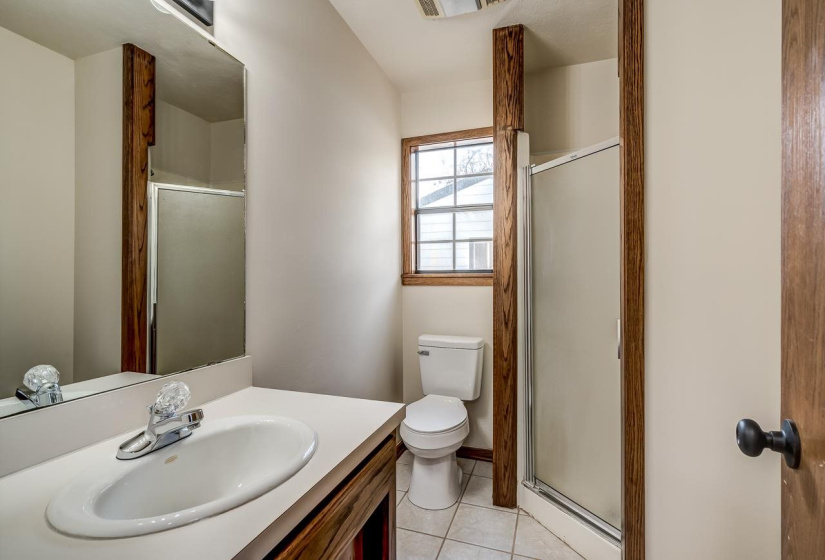 3 Bedrooms Bedrooms, 0 ,3 BathroomsBathrooms,Residential,Single Family,Kaw,1,133776