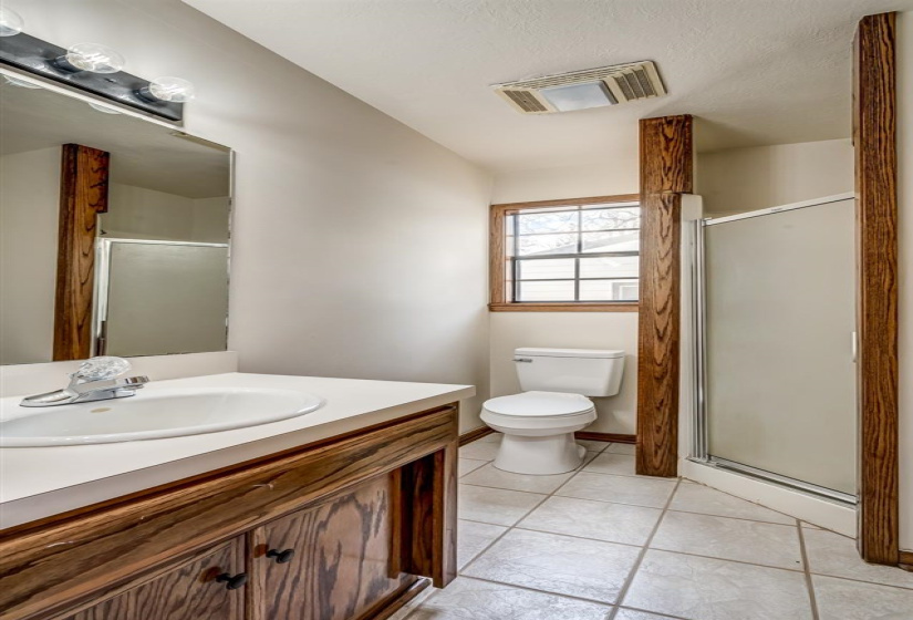 3 Bedrooms Bedrooms, 0 ,3 BathroomsBathrooms,Residential,Single Family,Kaw,1,133776