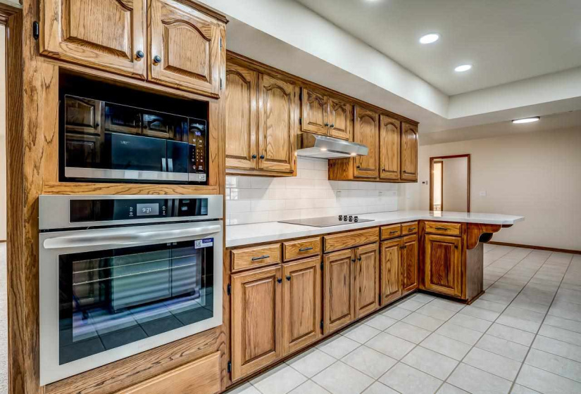 3 Bedrooms Bedrooms, 0 ,3 BathroomsBathrooms,Residential,Single Family,Kaw,1,133776