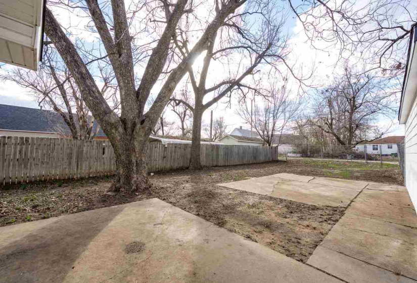 3 Bedrooms Bedrooms, 0 ,3 BathroomsBathrooms,Residential,Single Family,Kaw,1,133776